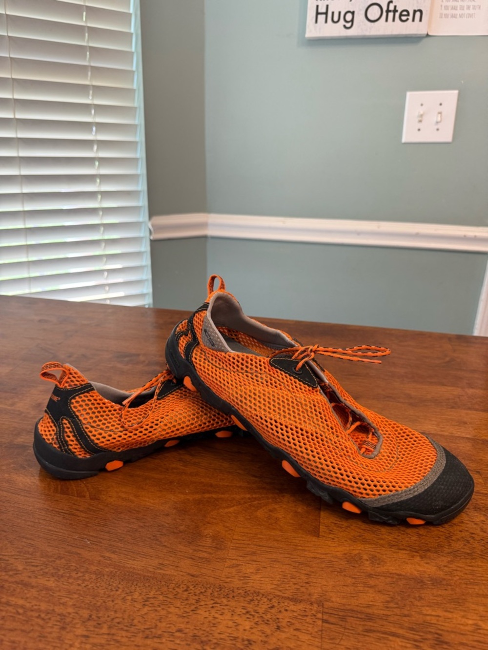 Wolverine Creek Bed Men’s Water Shoes Orange Mesh Multi-Sport Hiking Size 13 EW